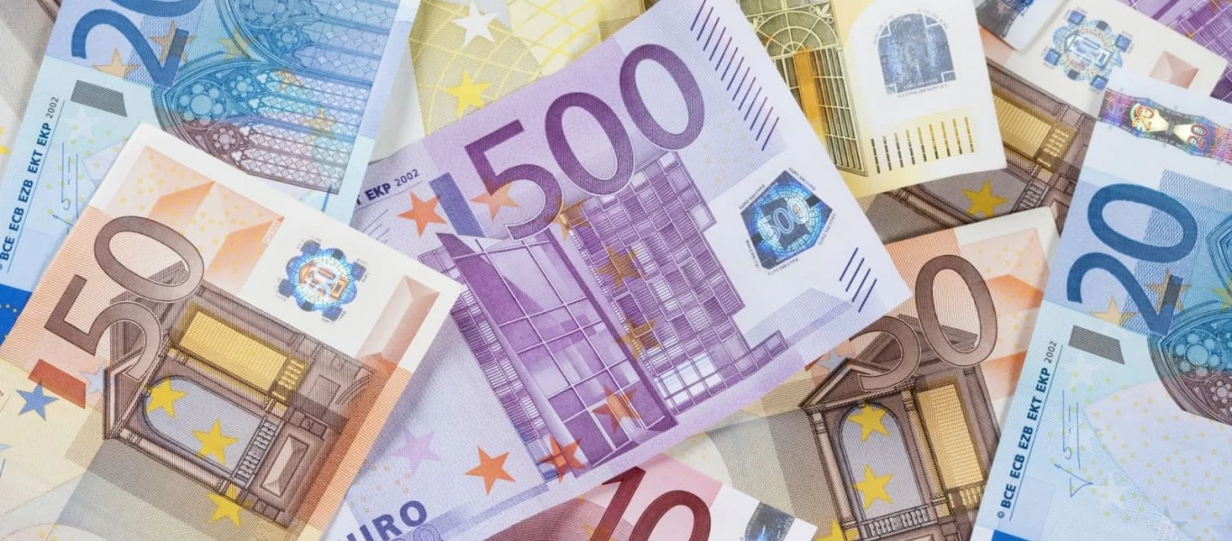 Τέλος για χαρτονομίσματα και κέρματα – Πλαστικό χρήμα παντού επιβάλλει η κυβέρνηση Κ.Μητσοτάκη